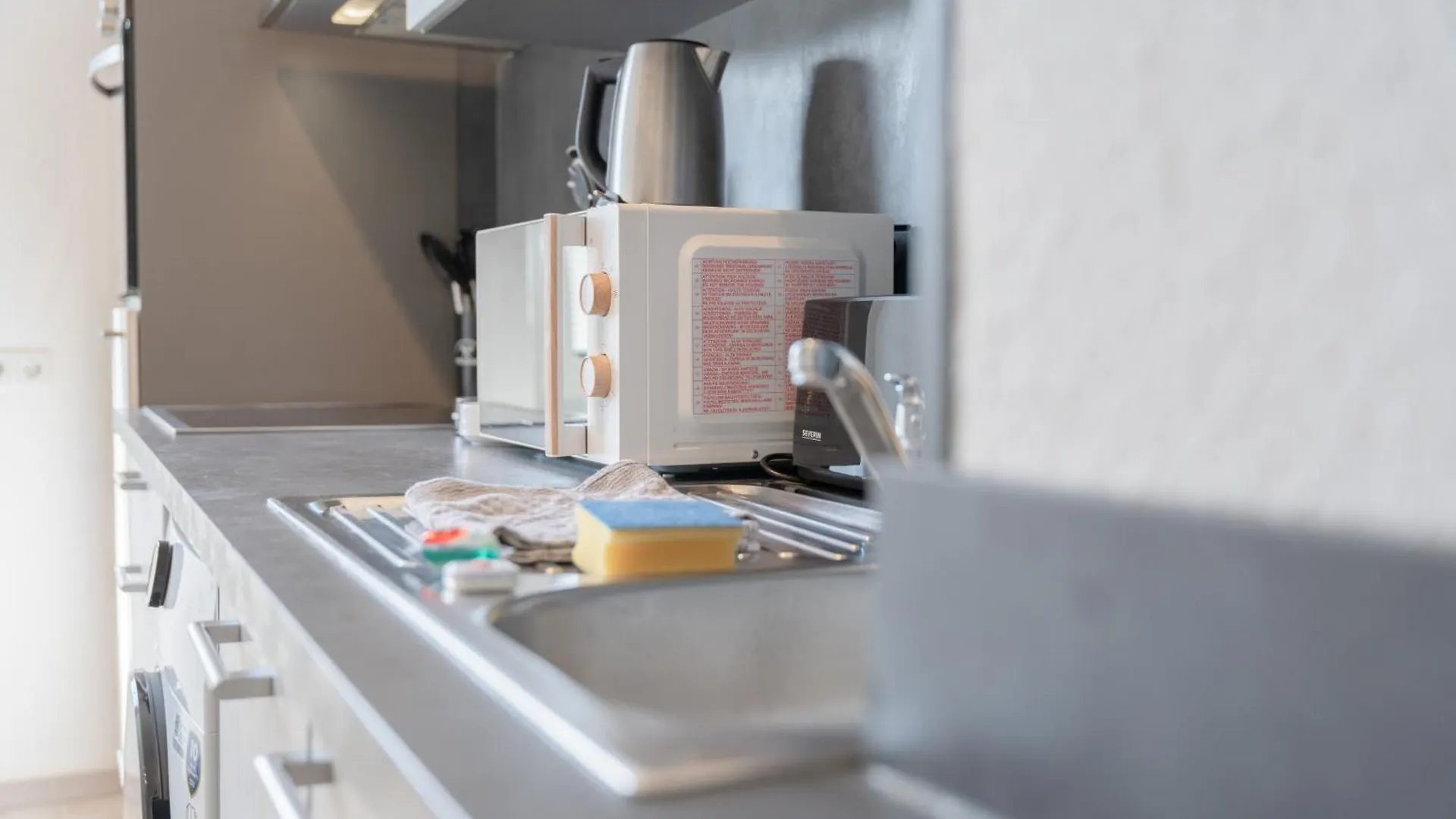 Modernes Apartment In Top Lage Komfortabel Eingerichtet Mit Arbeitsplatz Und Kueche - Geibelsuite 汉诺威 德国